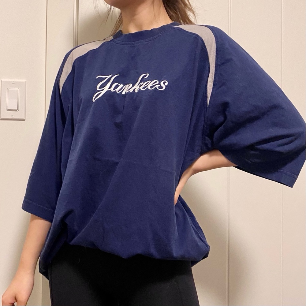 Vintage MLB Yankees Tee